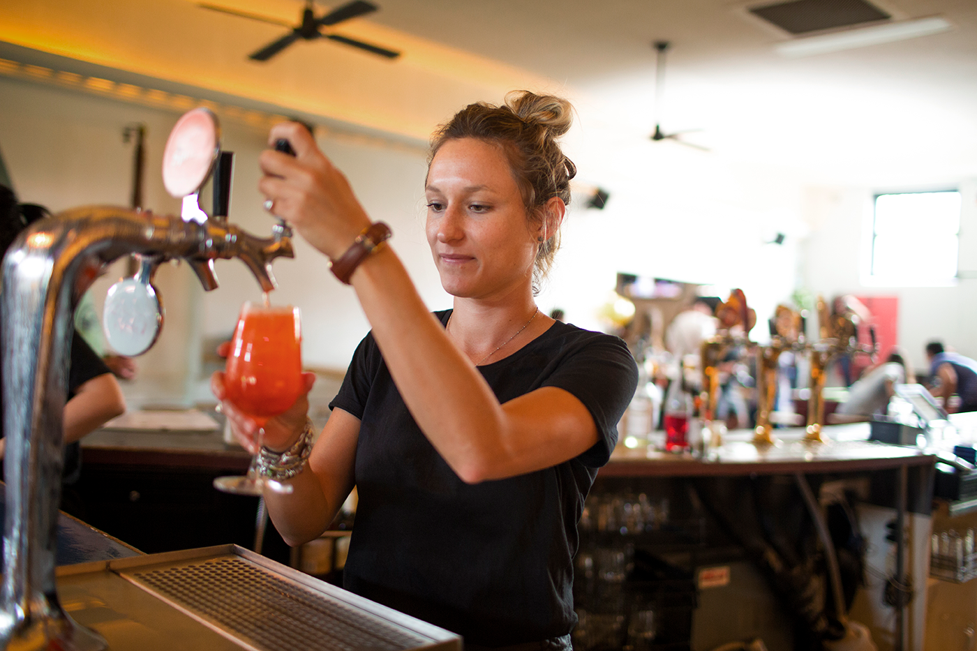 bar
